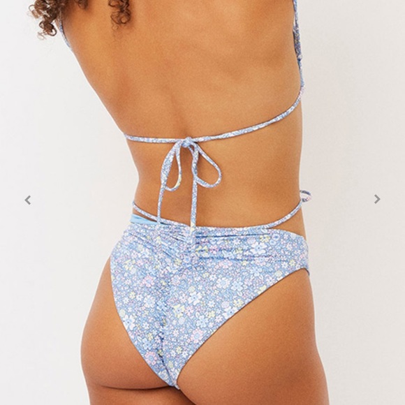 Frankie’s Bikini Set NWT - Picture 2 of 7